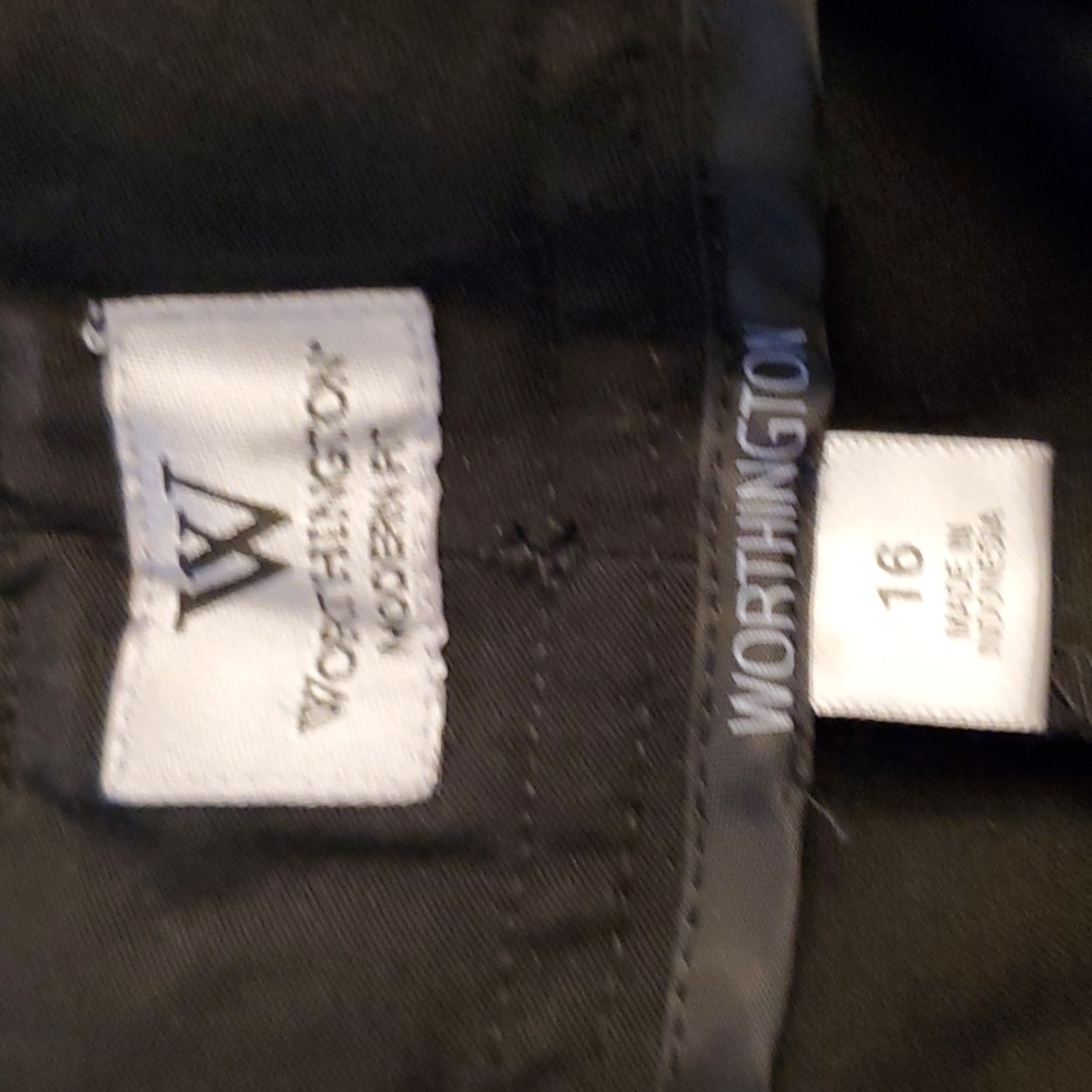 Capri pants - Picture 2 of 2